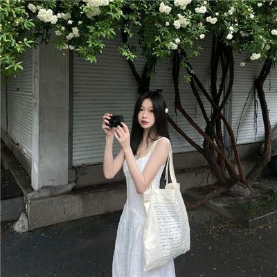 在切瑟尔海滩上